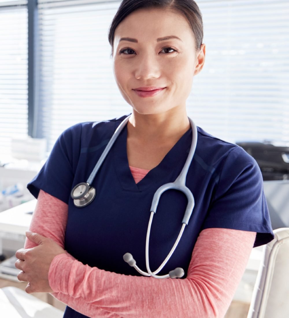 female-doctor-with-stethoscope-6FW8QV9.jpg